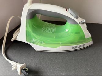 +DECKER IR02V 1200W Easy Steam Compact Iron