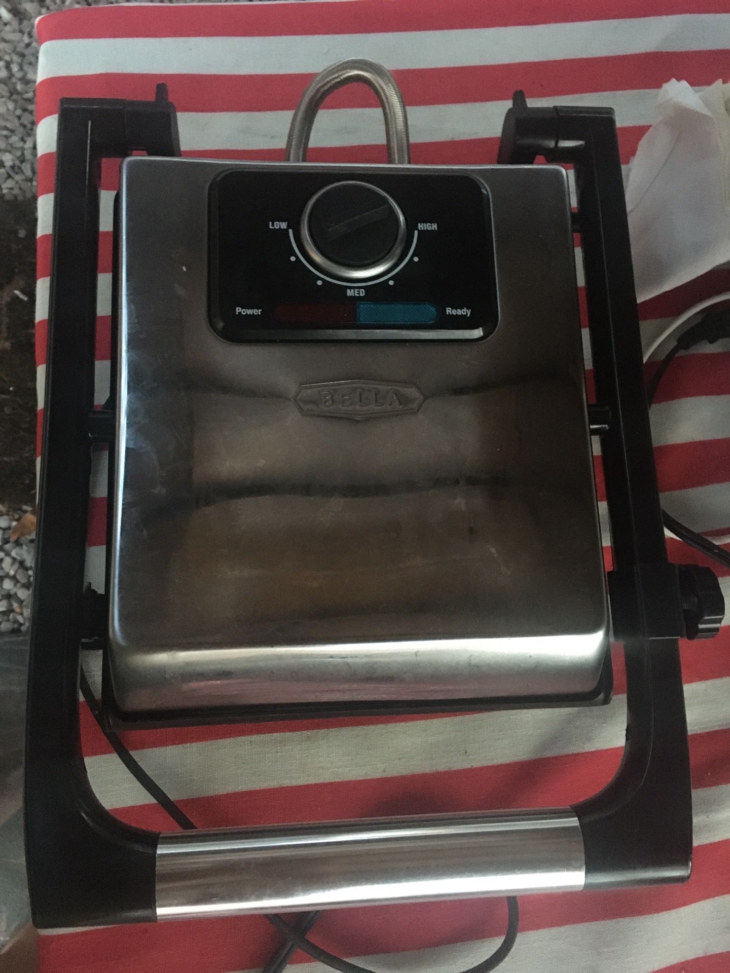 Panini press- kitchen appliance