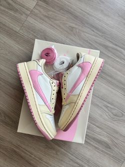 Size 5.5 women jordan 1 low