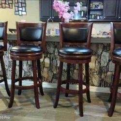 Set of 2 bar stools( 2 are sold so I have 2) retails $120 each