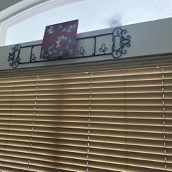 “Southern Living Wall Decor Set – Candle Sconces & Plate Rack”