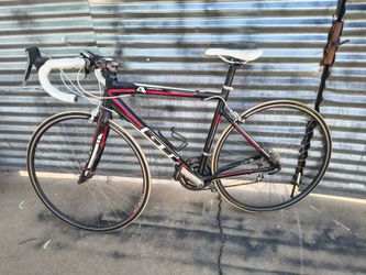 GT SERIES 4 ROAD BIKE