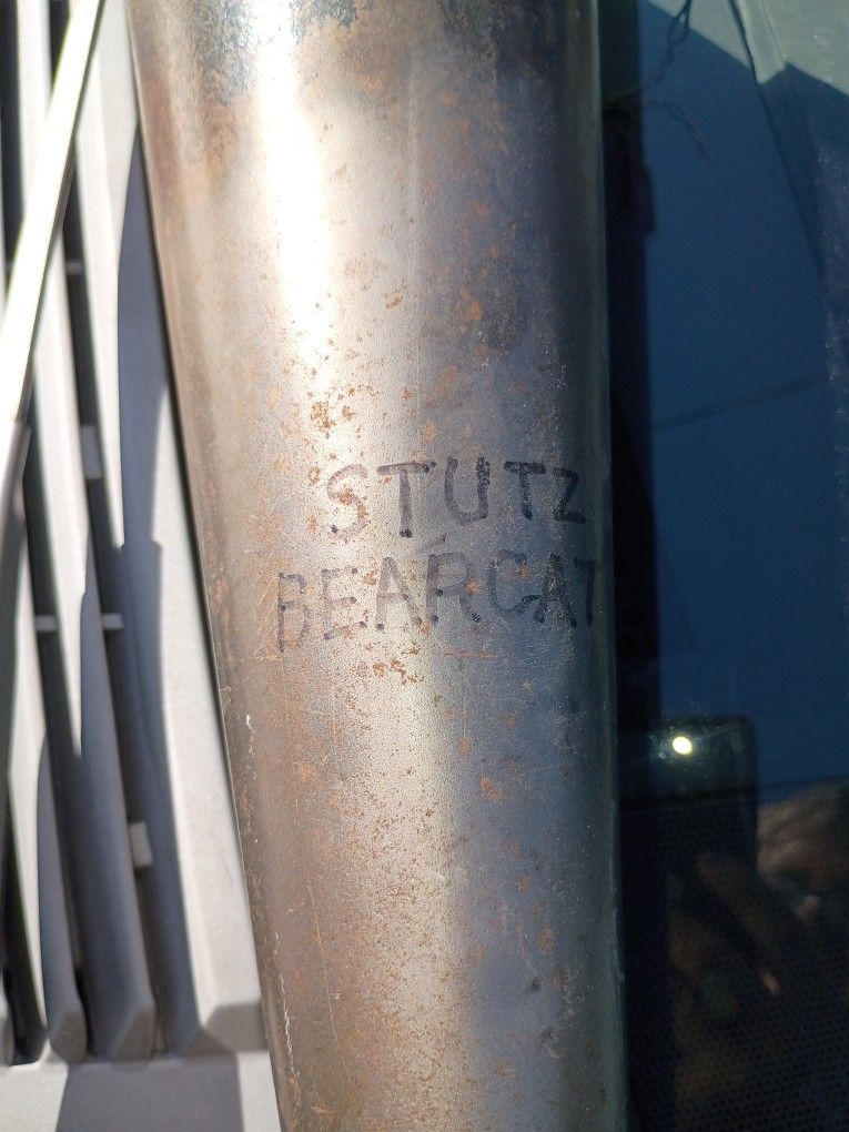 Very Nice Vintage Horn $40 Or Best Offer On Tested But It's Vintage And It's Cool And It's Collectible Rustic Items