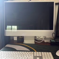 2025 Mac Desktop In White 