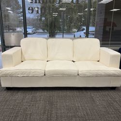 ✨Brand New✨84”Inch Sofa, comfy living room couch, extra deep seats, modern teddy velvet sofa in oyster white.  ✅Dimensions：35"D x 84"W x 30"H  💰230$