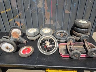 Wagon wheels and wagon parts