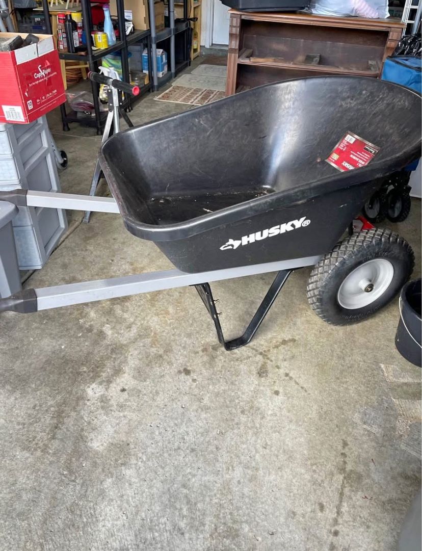 Husky 6 cu ft wheel barrow
