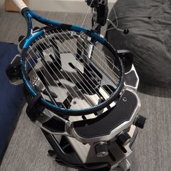 Tennis Racket Stringing And Grip Replacement 