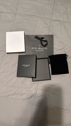 Macys Fine Jewelry Gift Wrap Set 