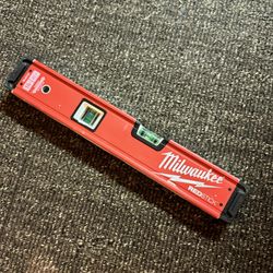 Milwaukee 16”in. REDSTICK Magnetic Box Level 