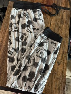 women’s size XL Disney Mickey Mouse pajama pants ;; $5 in 33328
