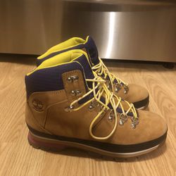 Women’s New Boots size 7