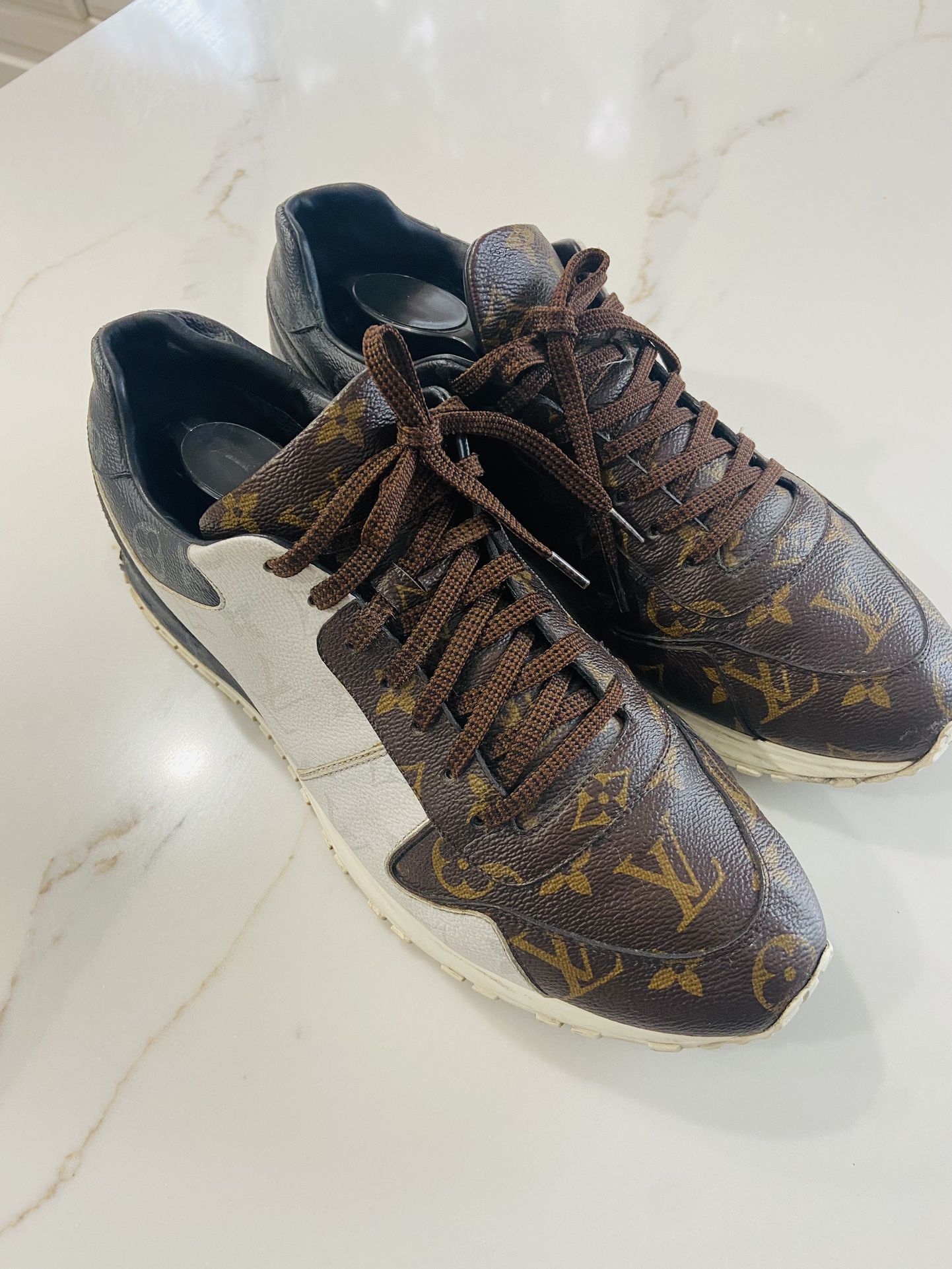 Louis Vuitton MONOGRAM Run Away Sneaker (1A3N7W)