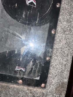 Kicker enclosure box (2 subs)  &  Silver Hifonics-style enclosure (2sub)