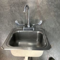 Stainless Sinks With Faucets