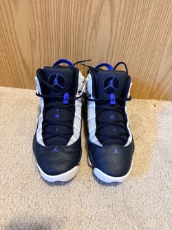 Men’s shoes size 10