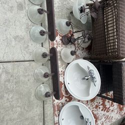 Sinks and lamps for sale