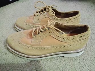 Dr. Martens Tan Suede Brogue (M Size 8)