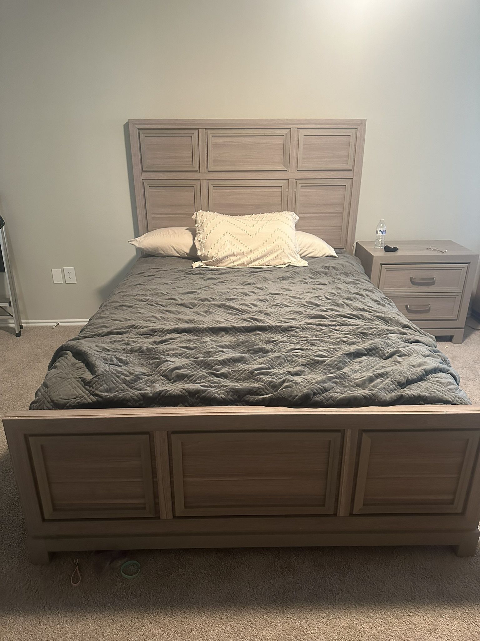 Queen Bedroom Set With Mattress And Box Spring