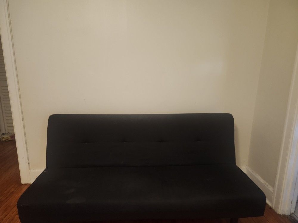 futon turns into a bed