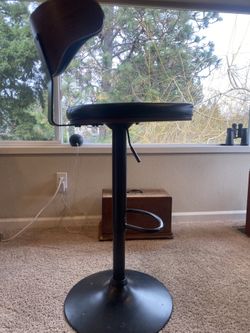 modern adjustable bar stool 