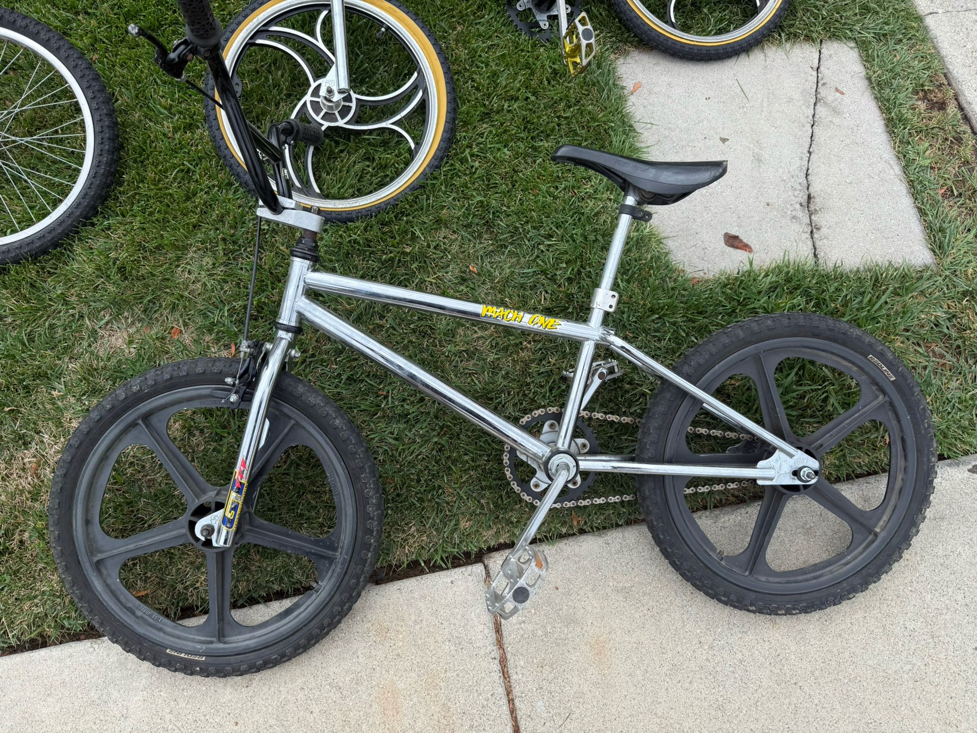 80/90s GT Mach One With Skyways Mags $400 Obo