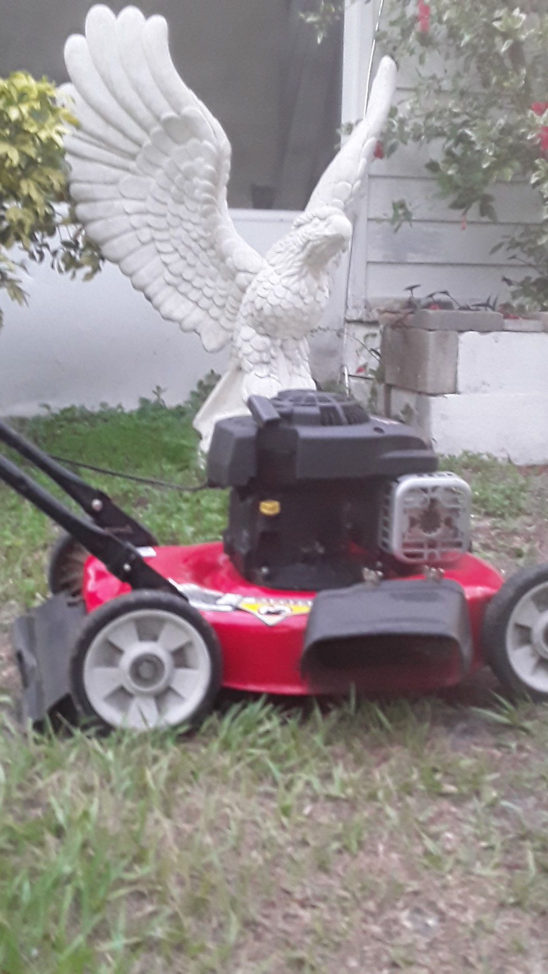 20 inch Yard Machine push lawn mower