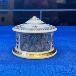 Vintage And Beautiful Lenox Trinket Box. Majestic Marble Design 