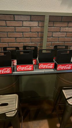 7 CONDIMENTS HOLDERS 