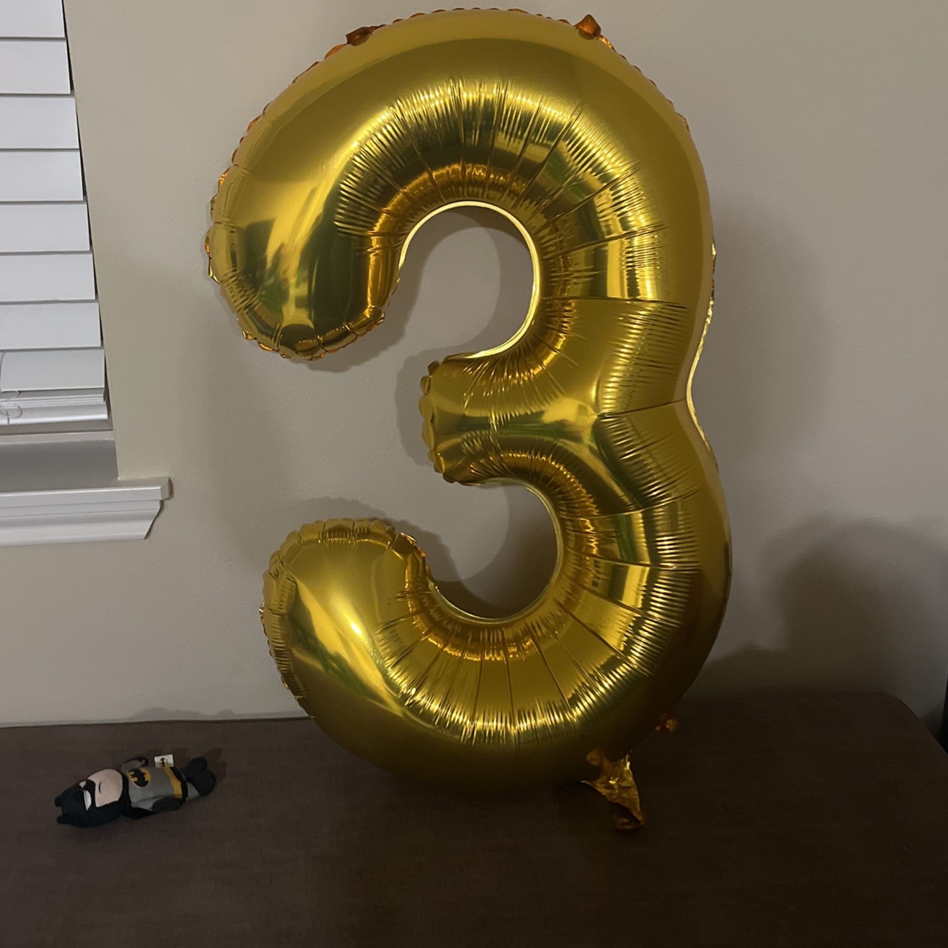 Gold Number 3 Ballon