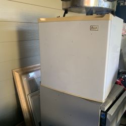 Mini Fridge