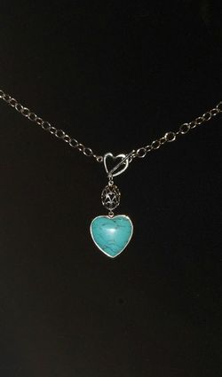 Sterling 925 Turquoise Heart Shaped Dangle Necklace 