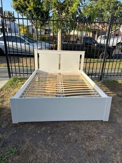 White Ikea full bed frame