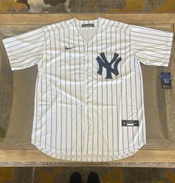 Juan Soto Jersey NEW Mens Large White Pinstripe Yankees NEW Ships USA!