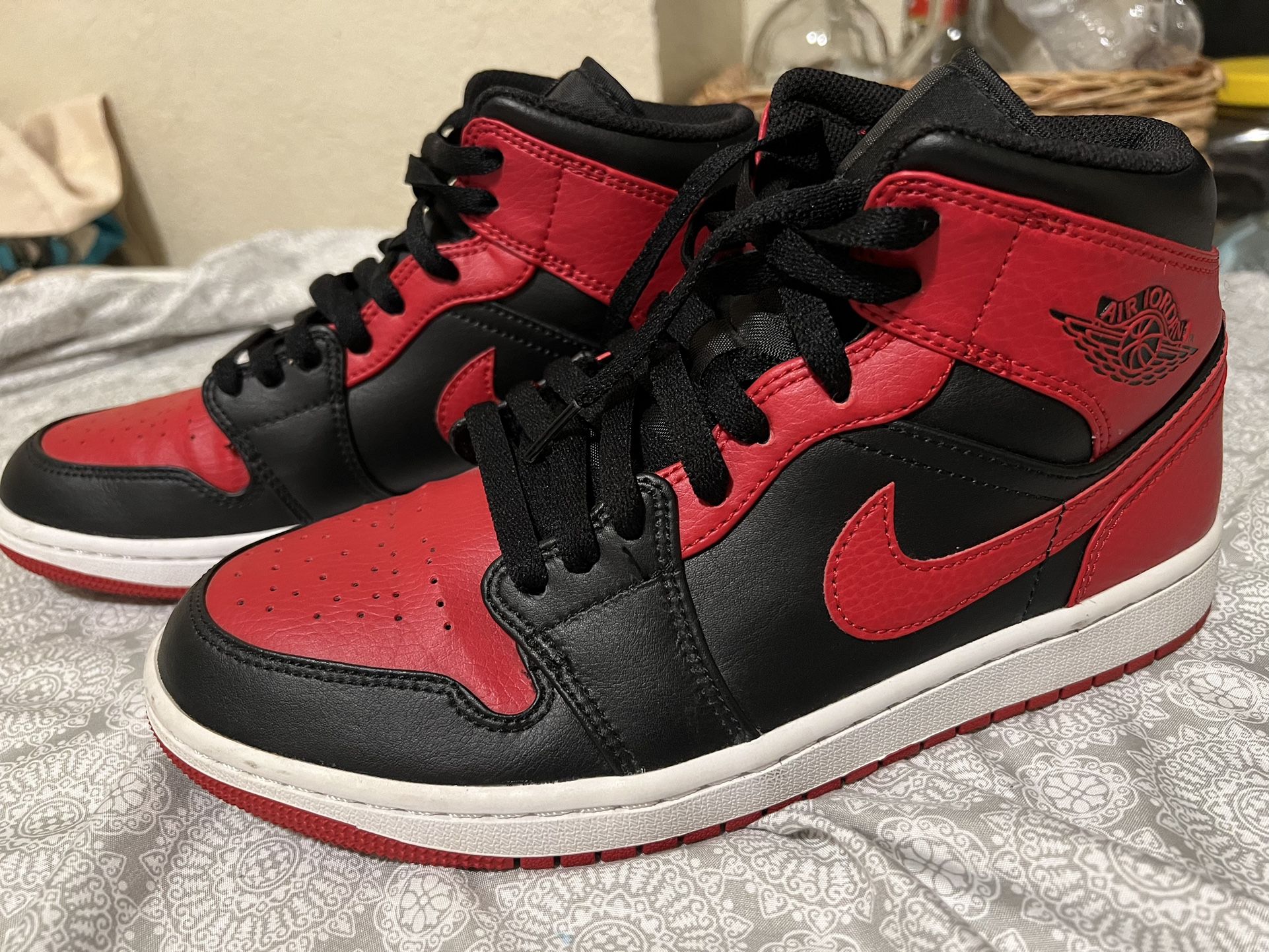 Nike Air Jordan 1 Mid