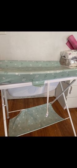 Baby bath tub and changing table