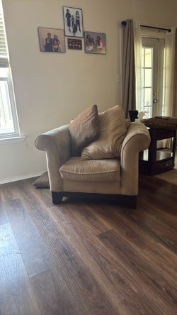 Sofa and chair- Mesquite P/u