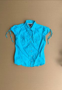 Tommy Hilfiger women's turquoise blue short sleeve button-down shirt