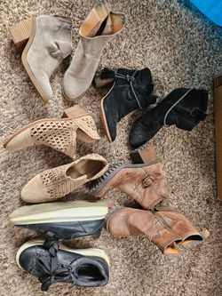 5 pairs womens size 8 boots