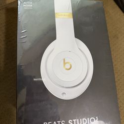 Beats Studio 3 Over-Ear Wireless Bluetooth Headphones 