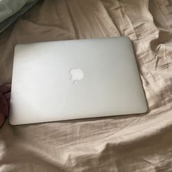 MacBook Air + Charger