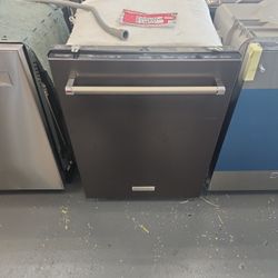 Amazing KitchenAid KDTM604KPS 24 Inch Black Stainless Dishwasher