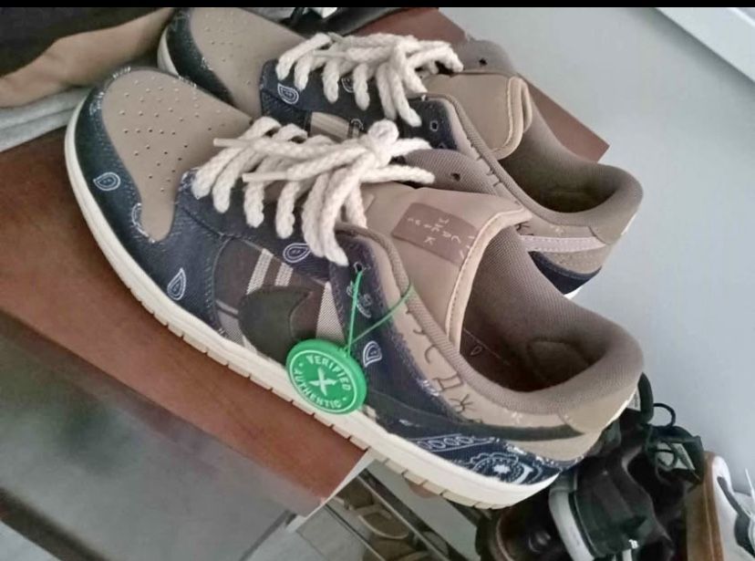 Travis Scott Sb Dunks