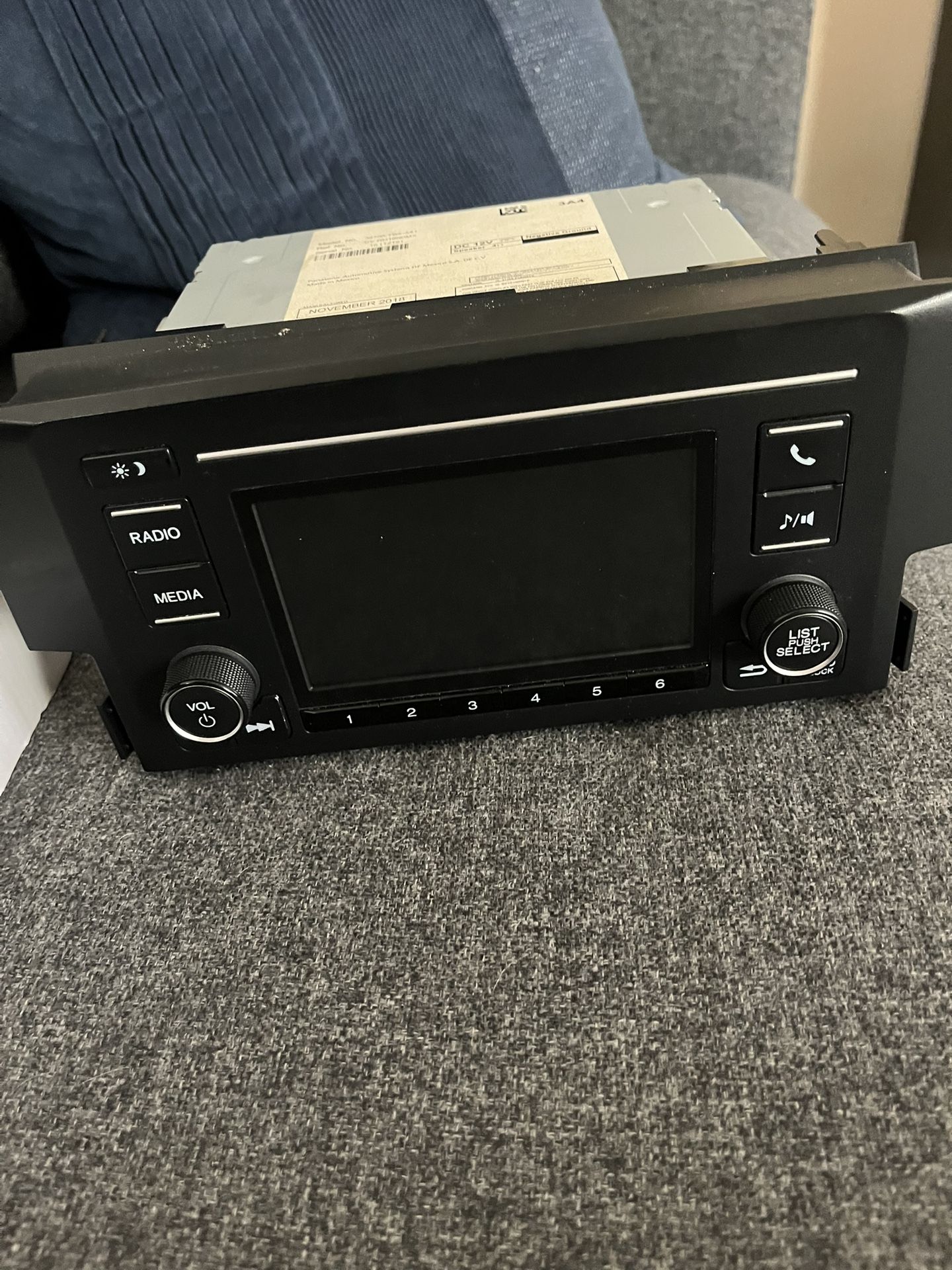 2019-2021 HONDA CIVIC RADIO AM FM CD PLAYER RECEIVER REPLACEMENT P/N:39100-TBA-A41 FITS 2019