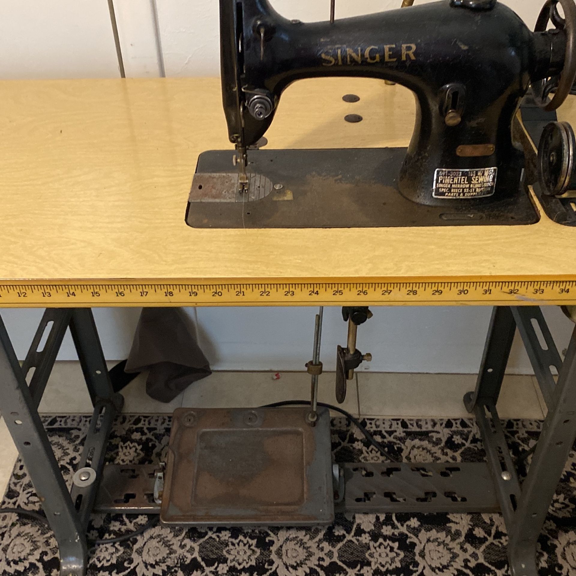 Industrial Sewing Machine