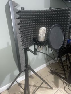 Rode NT1 Microphone