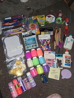 Lots Of Assorted Arts And Crafts Supplies Bundle....
