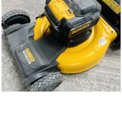 DEWALT Self-Propelled 20V MAX Brushless Lawn Mower- NO BATTERY