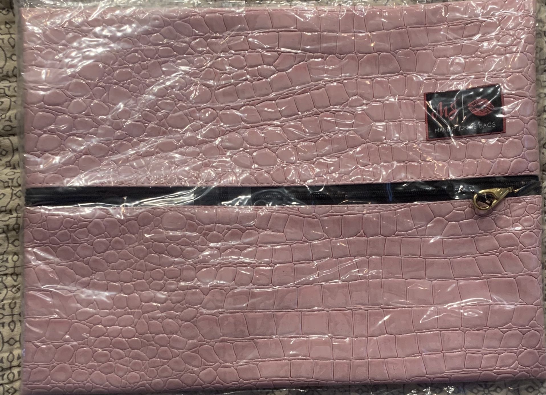 Light Pink Makeup Junkie Bag 