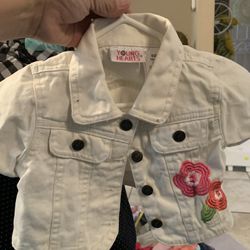 Toddler Girls 3t White Denim jacket $5.